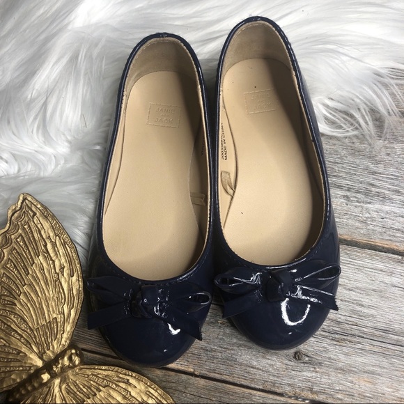 Janie and Jack Other - Janie & Jack Dress Shoe 8 Blue Patent Leather Bow